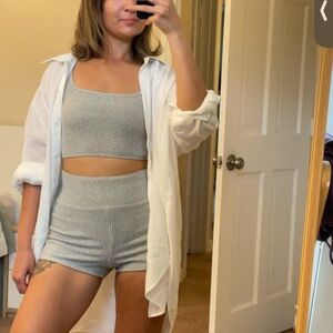 Abercrombie & Fitch Light Gray Knit robe and shorts